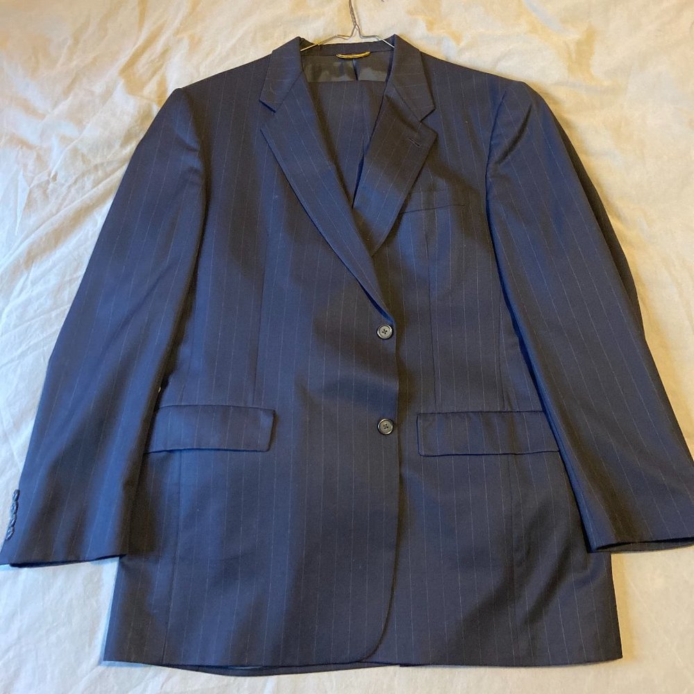 Hart Schaffner & Marx - Gold Trumpeter - Pinstriped Black - 2 Button